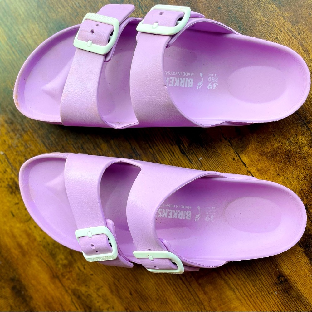 Light purple Birkenstocks size 8